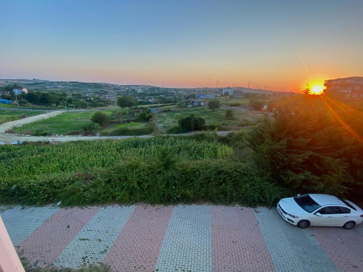 Cozy House Near The Airport Apartment Arnavutkoy Екстериор снимка